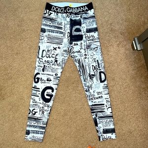 Dolce & Gabbana leggings size 50.